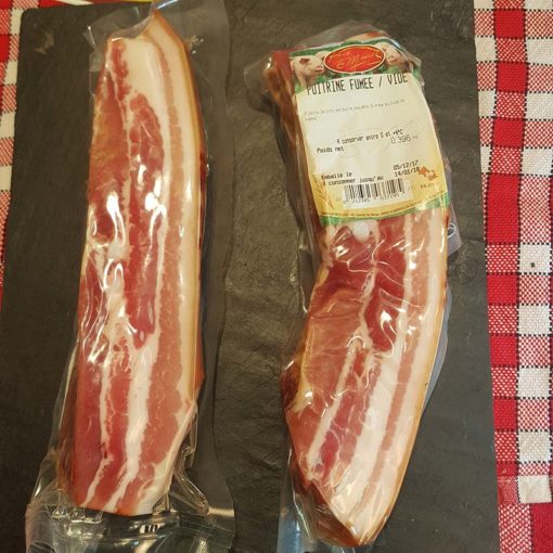 Poitrine salée et fumée sous vide
